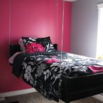 Floating bed