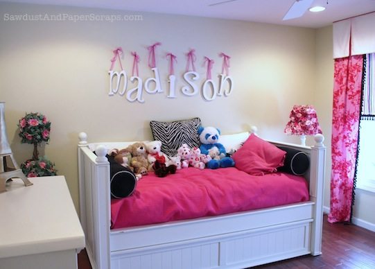 Girl's Bedroom