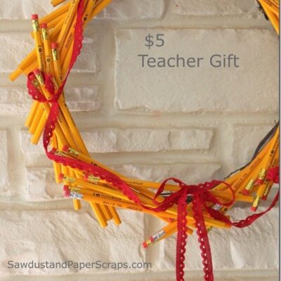 Pencil Wreath Teacher Gift