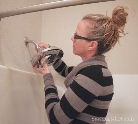 How to Change a Shower Head in 5 Minutes