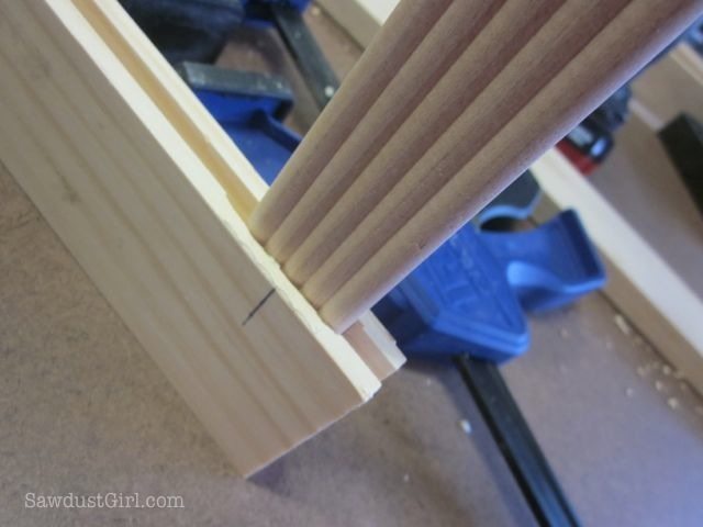 Beadlock tenon router deals bit