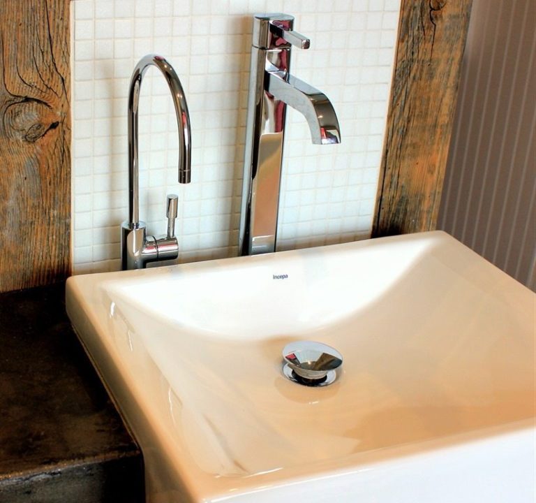 How to replace a broken tile