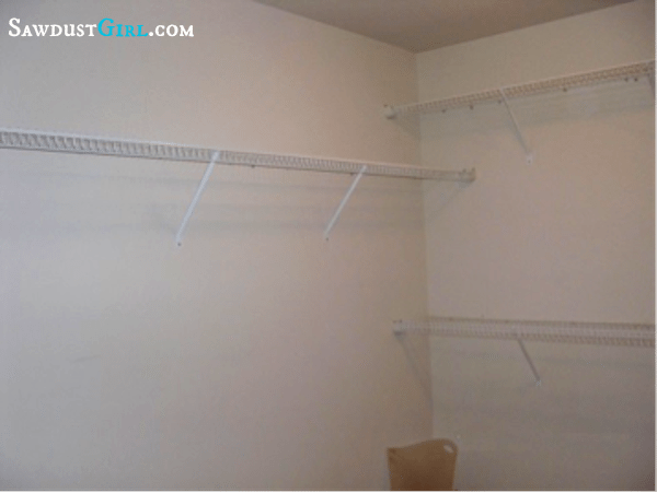 Tiny Closet in Guest Bedroom - Sawdust Girl®