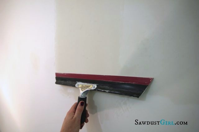 How To Skim Coat To Remove Wall Texture Sawdust Girl