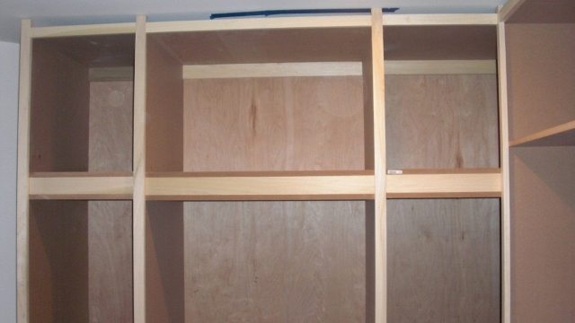 building custom closet wardrobes