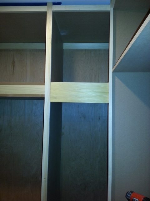 building custom closet wardrobes