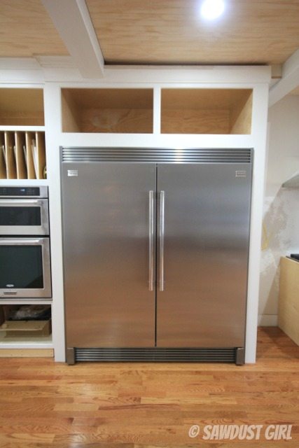 frigidaire-fridge-and-freezer