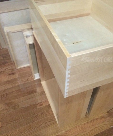 Dovetail kitchen drawers