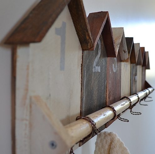 Cabin shaped Coat Rack