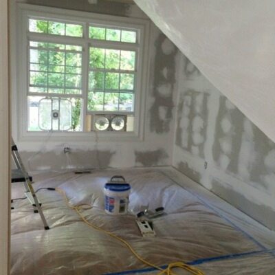 How to Reduce Dust when Sanding Drywall