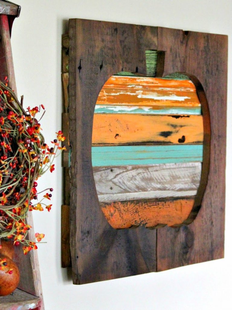 Reclaimed Wood Wall Decor