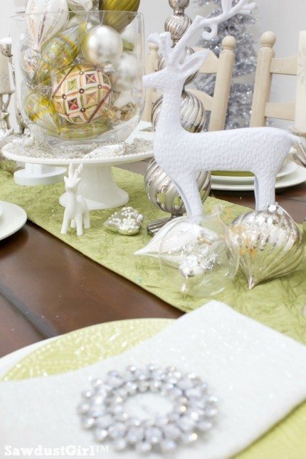 Chartreuse and White Christmas Tablescape 