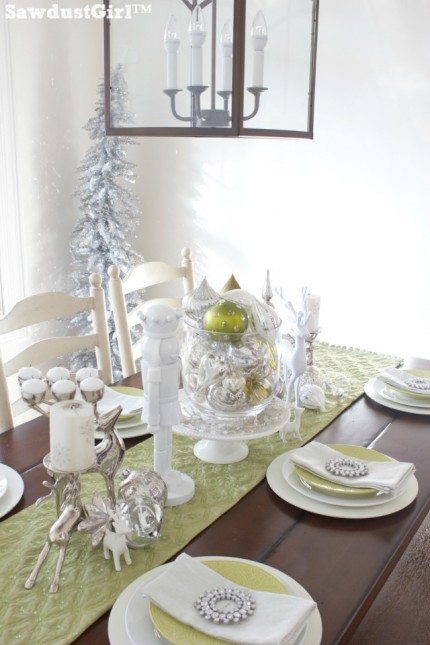 Chartreuse and White Christmas Tablescape 