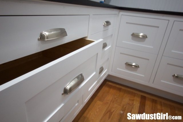 What to Know About Installing Kitchen Cabinets and Drawers