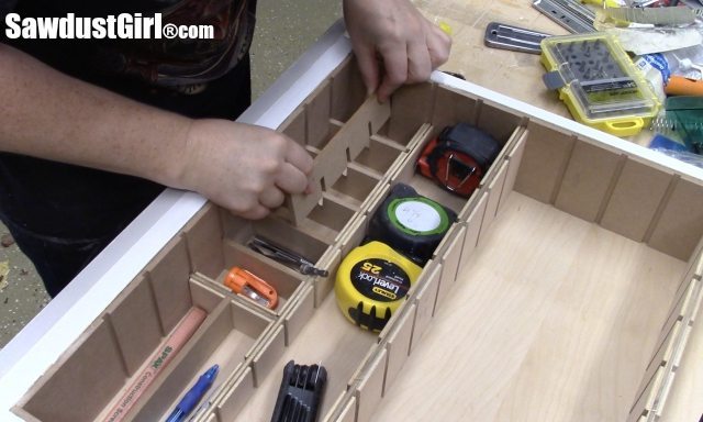 Drawer divider organizer.