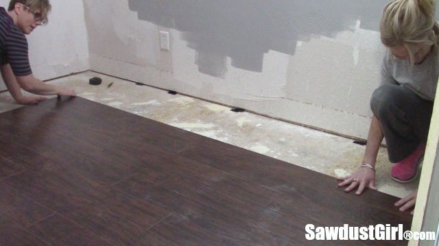 Pergo - Installation Laminate Flooring - Sawdust Girl® (640 x 359 Pixel)