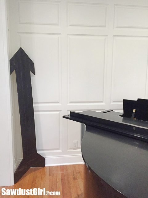 DIY Scrap Wood Arrow - super sized!