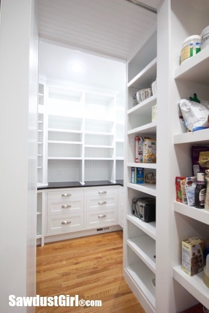 Walk-in Pantry