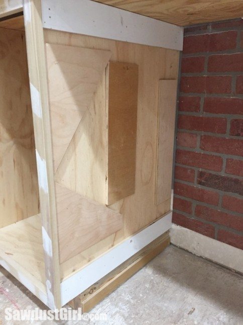 Using beadboard to cover plywood and hide screws