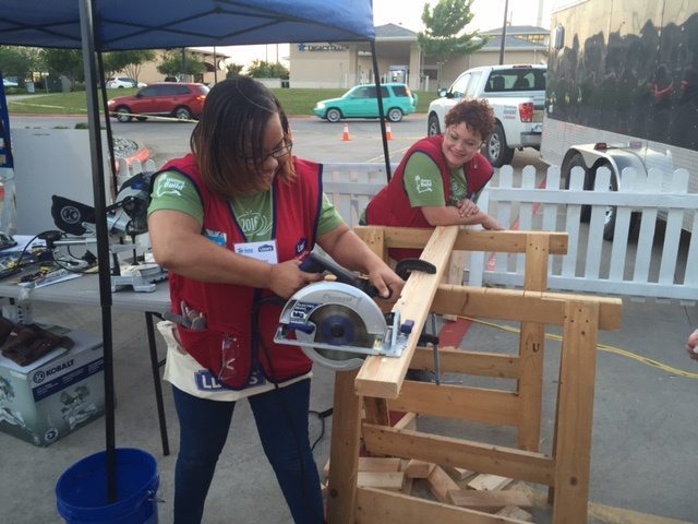 Women Build with Lowe's and Habitat for Humanity