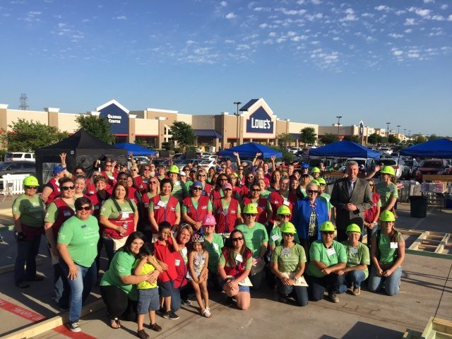 Women Build with Lowe's and Habitat for Humanity