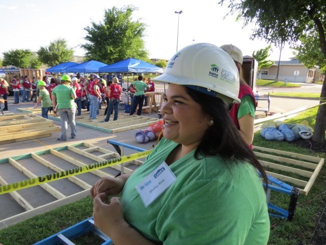 Women Build with Lowe's and Habitat for Humanity