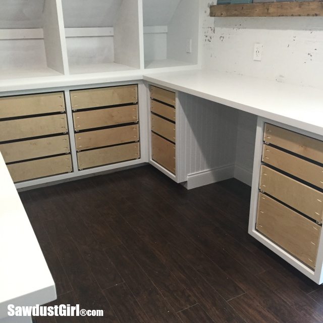 Installing cabinet drawers