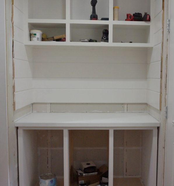 Turning Cabinets into a Hutch 