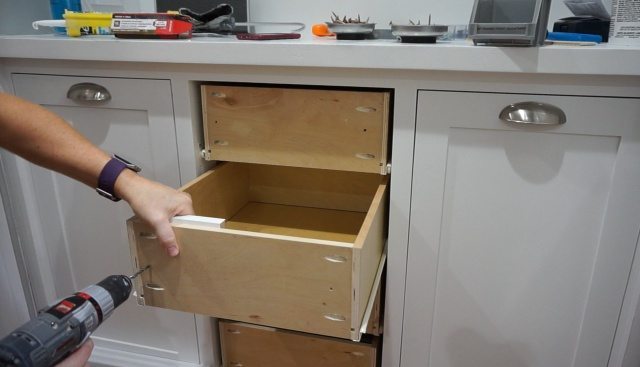 Doors, Drawers, Drawer fronts and Pulls