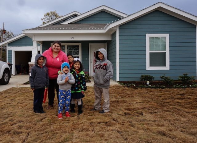 1000 homes with Lowe's and Habitat for Humanity