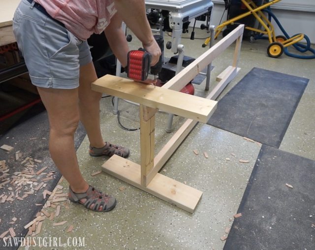 Make a Rack for Painting Cabinet Doors - Fine Homebuilding