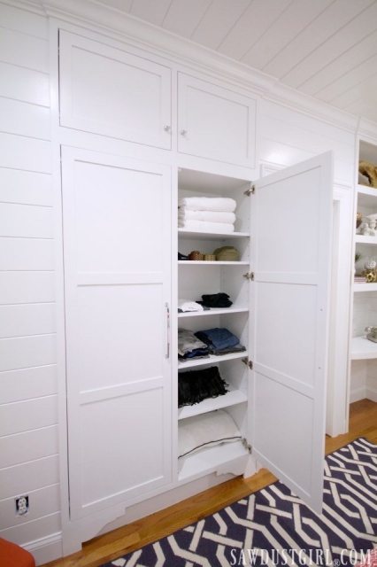 Built-in Closet Shelving