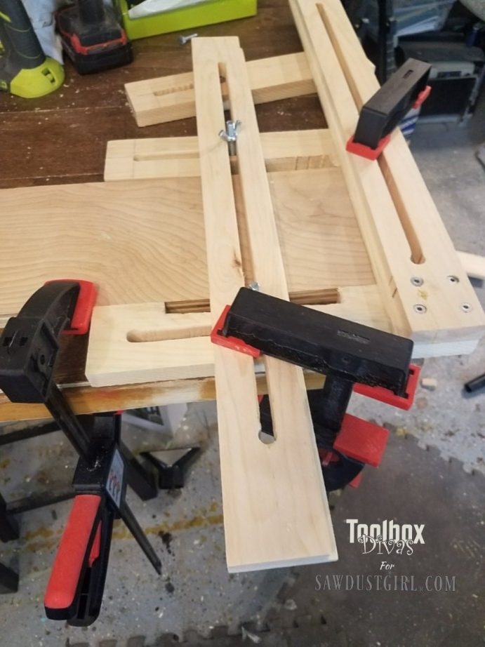 REALLY EASY!! DIY Router Template 