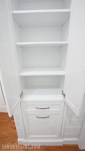 Linen storage cabinet on sale with doors