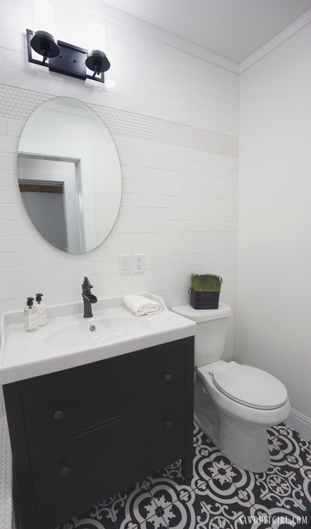 black and white bathroom tile