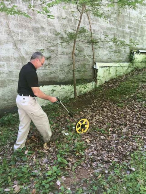 measuring distance between termite bait stations