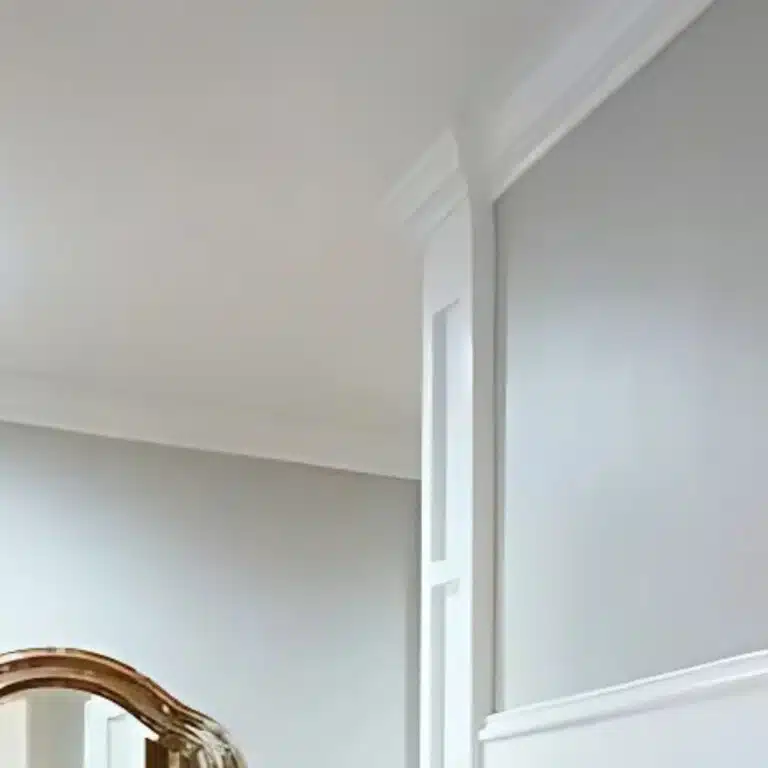 crown molding decorative column